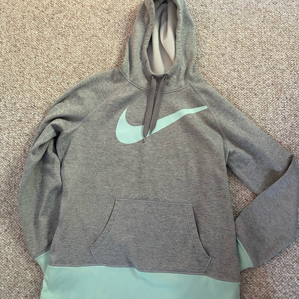 Nike sweatshirt